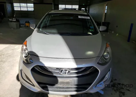 2013 Hyundai Elantra Gt z USA, uszkodzony, nr VIN KMHD35LEXDU091463